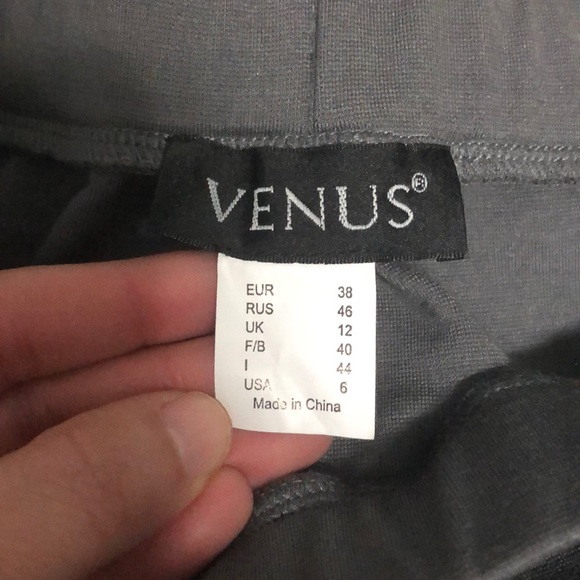 Venus gray legging with faux leather details sz 6 - Picture 7 of 7